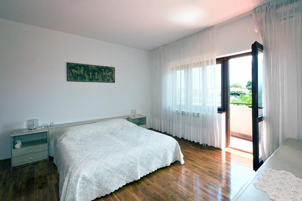 Villa Komel With Pool Fažana Pokój zdjęcie