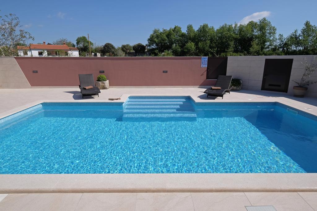 Villa Komel With Pool Fažana Pokój zdjęcie